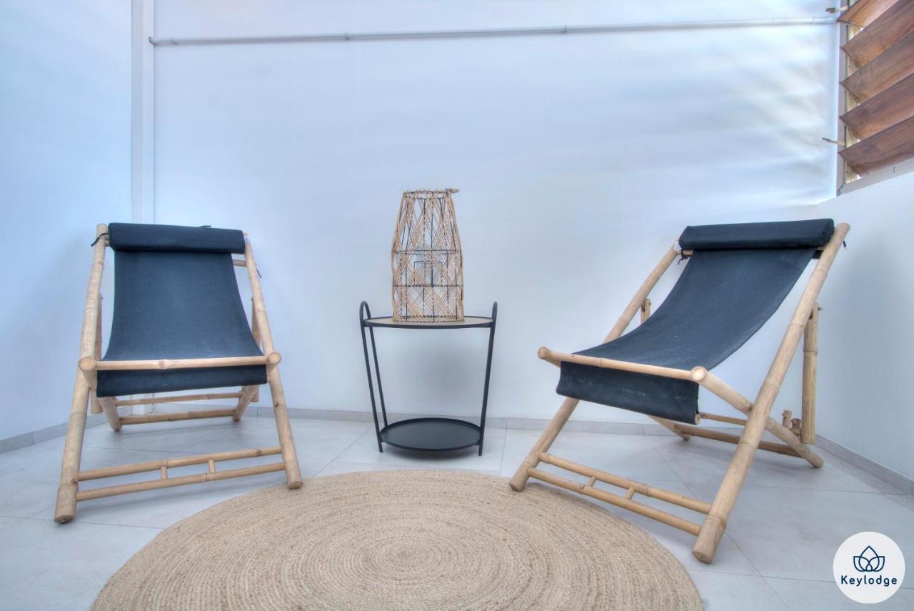Apt - 4 pers - Petit Duc - Rénové - 44m² - Centre de Mont Rocquefeuil - Saint-Gilles-les Bains Esterno foto